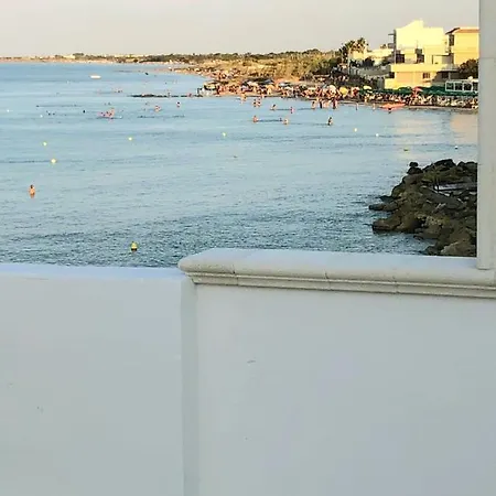 Holiday home Casa In Salento Sul Mare Con Terrazze Panoramiche *